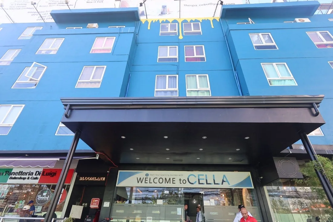 CELLA Premium 어학원 캠퍼스 건물 외관