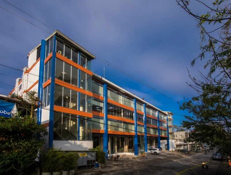 PINES Main Campus 바기오 어학원 건물 외관